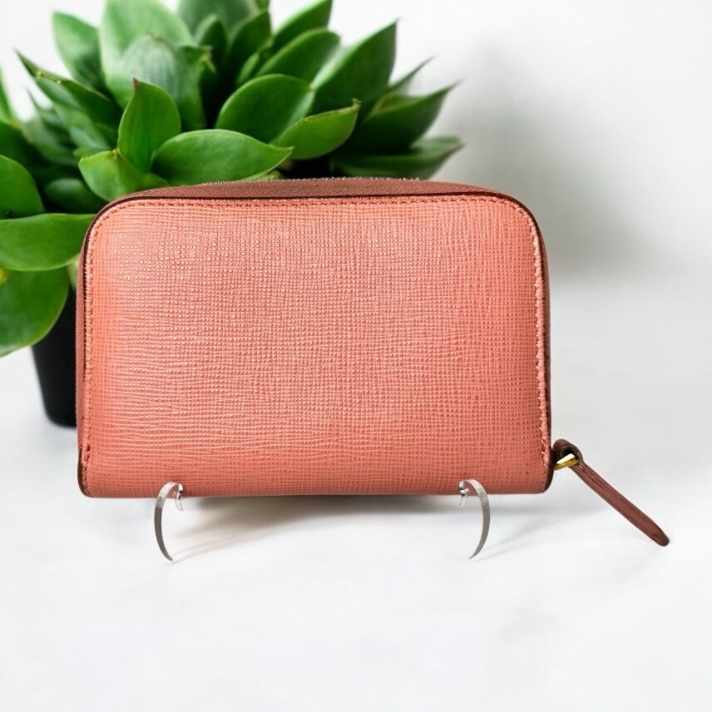 🩷Fendi Zip-around Compact Wallet - Picture 2 of 11
